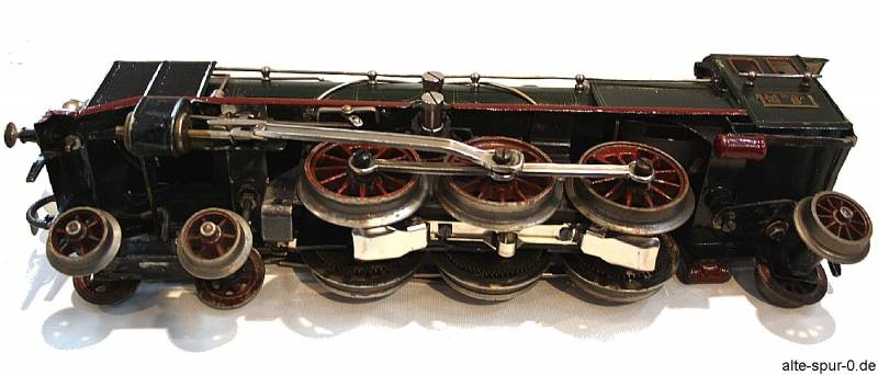 Märklin Spur O, HR64 13020, Dampflokomotive 20 Volt, 2'C1', dunkelgrün, mit 4-achsigem Tender, alte Spur 0, Unterseite