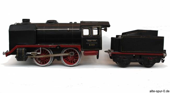 Märklin R 910, Dampflokomotive, Uhrwerk, 2-achsig, mattschwarz, mit 2-achsigem, schwarzem Tender