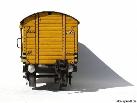 16820 Märklin Güterwagen, 2-achsig, gelb, Bananenhänger, Fyffes, Jamaica