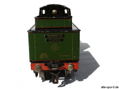 Märklin SpurO, E66 12920, Dampflokomotive 20 Volt, 2'B, grün, mit 3-achsigem Tender