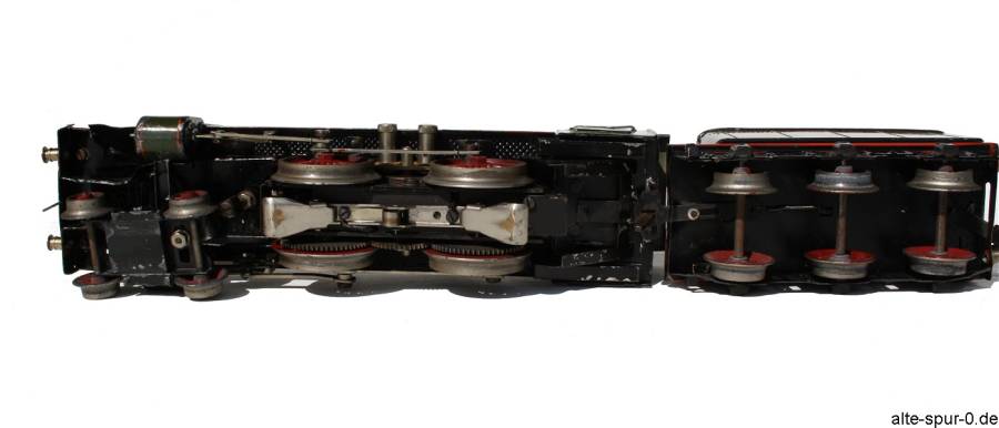 Märklin SpurO, E66 12920, Dampflokomotive 20 Volt, 2'B, grün, mit 3-achsigem Tender