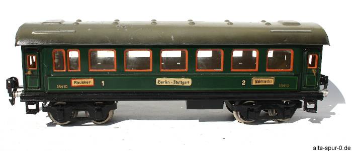 Märklin 18410 Personenwagen, 4-achsig, grün, alte Spur0 (Null)