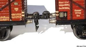 Märklin 17710, Hochbordwagen, gekoppelt mit 17710 Fixkupplung links